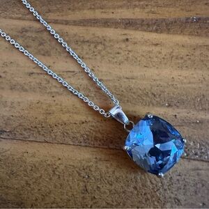 Elegant Blue Gemstone Pendant Necklace